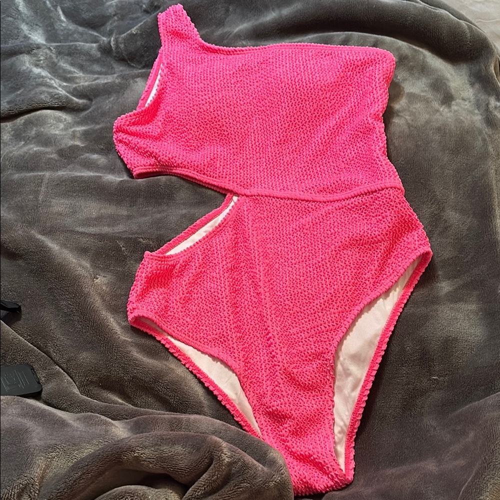 Vibrant Pink Women’s Cut Out Bathing Suit One-Piece Swimsuit